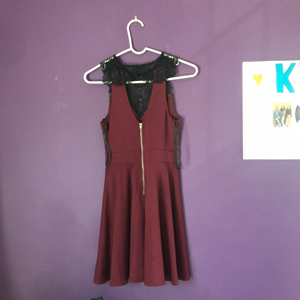 Dress - Picture 2 of 2